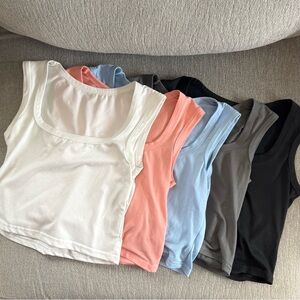 NWOT Set of 5 crop tops